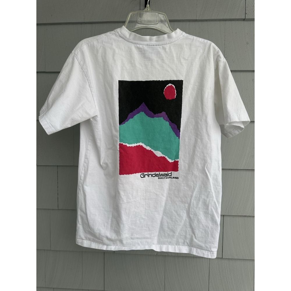 Early 90s Grindelwald Switzerland Vintage‎ Ski Graphic T-Shirt Medium